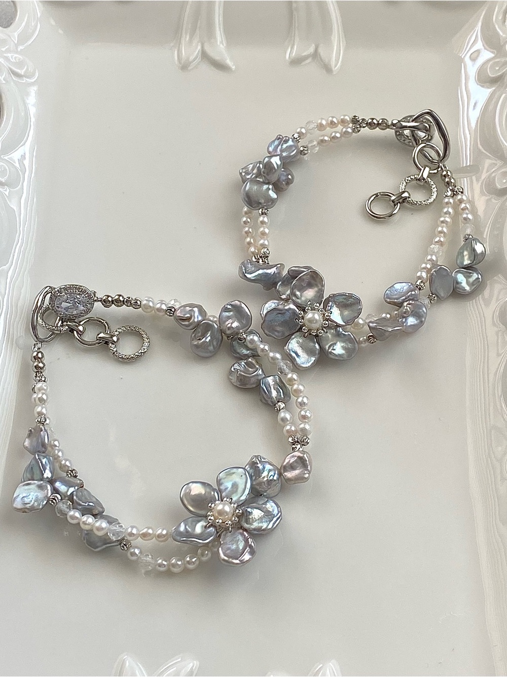 B182-Handmade High Quality Petal Pearl Flowrer And Baby Pearl Braided Bracelet - Picture 12 of 12